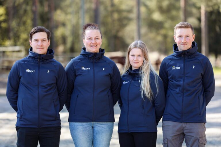 Neljä nuorta ravitalenttia