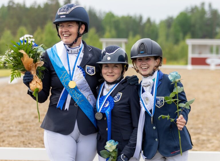 Kolme Suomen parasta pararatsastajaa
